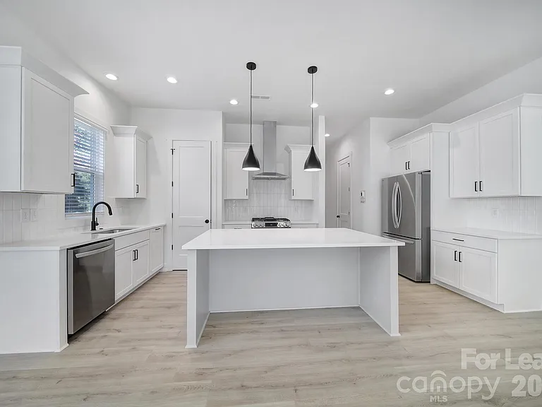 511 Bowman Rd — Photo 8