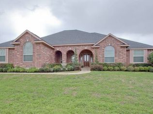 202 Pecan Grove Rd, Sealy, TX 77474