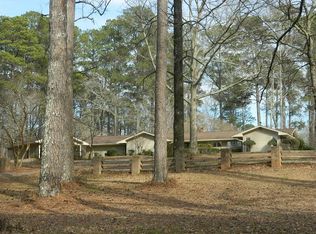 2656 Old West Point Rd, Starkville, MS 39759