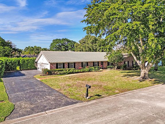 5th image of 2500 NW 114th Avenue