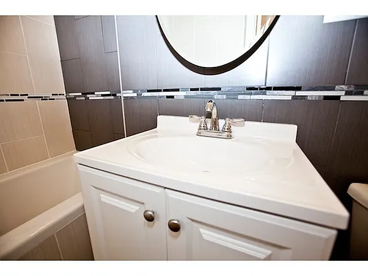 Rented by Fiddler Realty | media 52