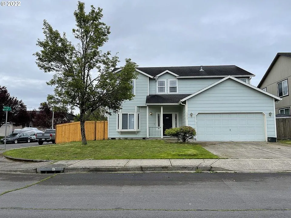 17017 SE 4th St