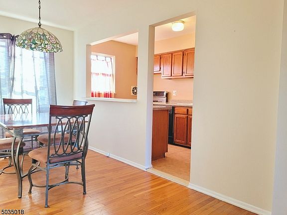 5th image of 43 Conforti Ave