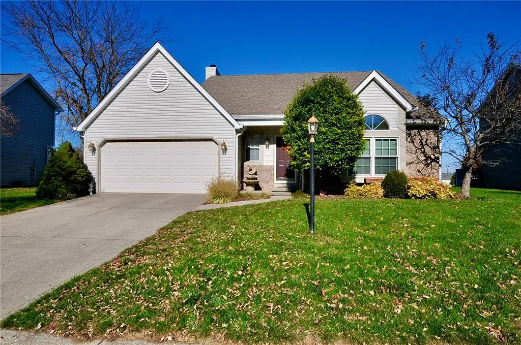 4250 Saffron Dr photo 1