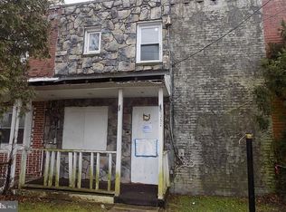 1352 Browning St, Camden, NJ 08104