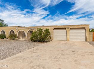 8909 E Palm Tree Dr, Tucson, AZ 85710