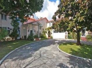 2142 N Bay Rd, Miami Beach, FL 33140