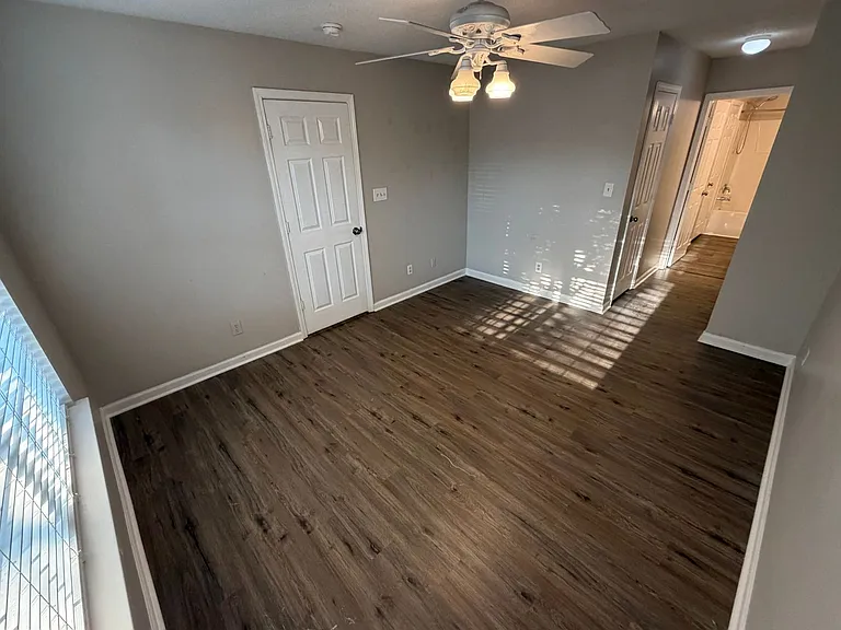 1047 Oak Blossom Way — Photo 12