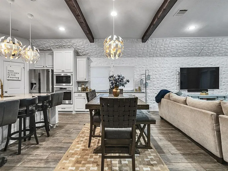 23311 Darst Field Trl — Photo 22