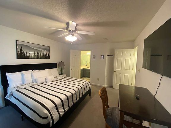 3rd image of 821 Belle Rive Dr