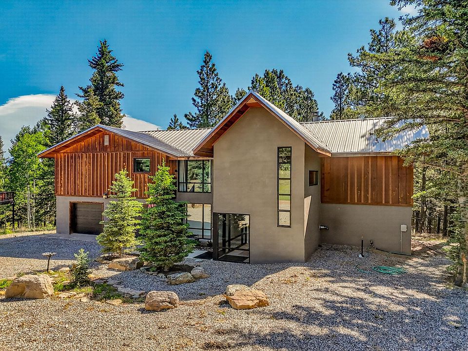 1st image of 32 Mountain Lake Way