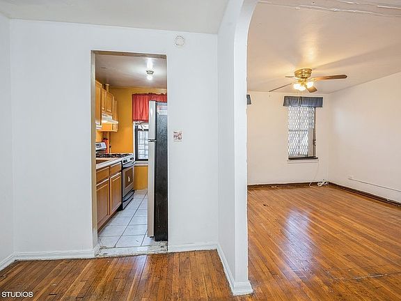 4th image of 3235 Barker Ave APT 1E