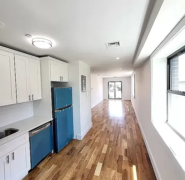 781 Fountain Ave #2B — Photo 8