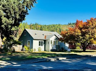 47827 Commercial St, Oakridge, OR 97463