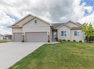 1101 Ridgewood Dr, Huxley, IA 50124