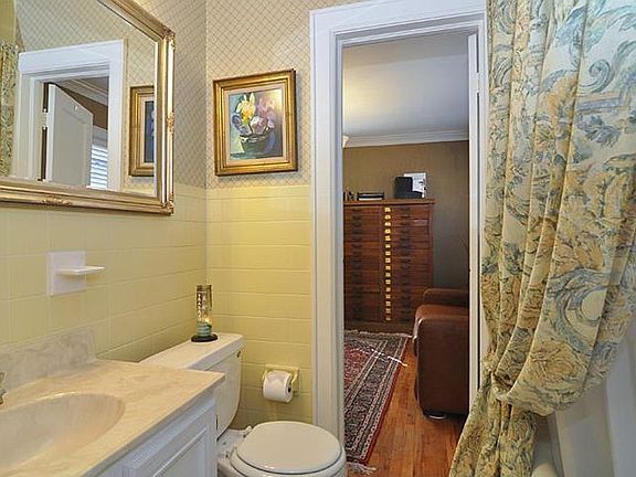 5th image of 4538 Jarboe St APT 4