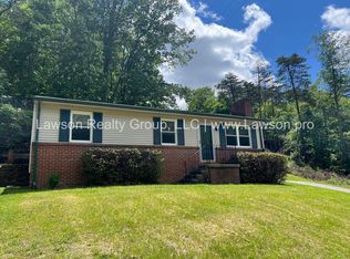1527 Glenwood Dr SE, Roanoke, VA 24014