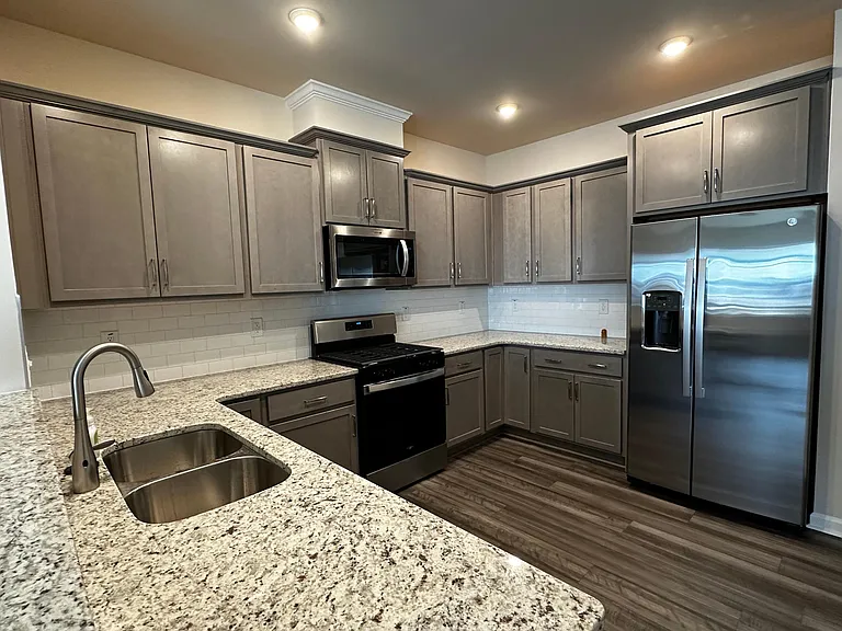 315 Parker Station Ave — Photo 2