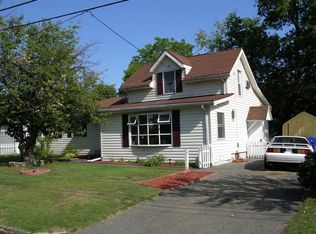 73 Brickett St, Springfield, MA 01119
