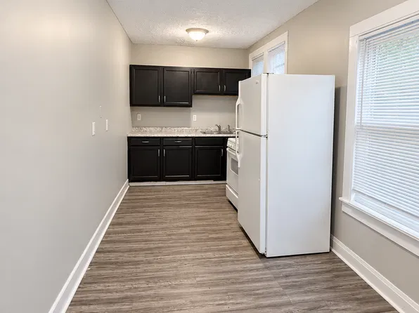 4600 W Broadway, Louisville, KY
