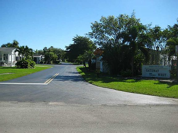 2nd image of 35303 SW 180th Ave Lot 315