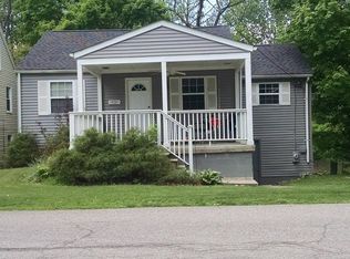 832 Lake Dr, Ashland, OH 44805