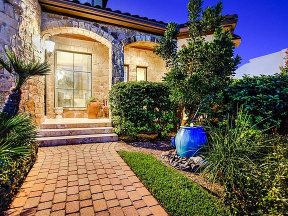4th image of 13244 Villa Montana Way