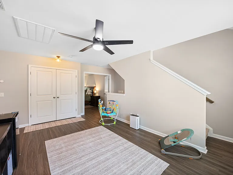 554 Wynfield Forest Dr — Photo 17