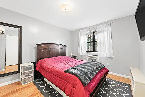 Rented by Compass | media 2