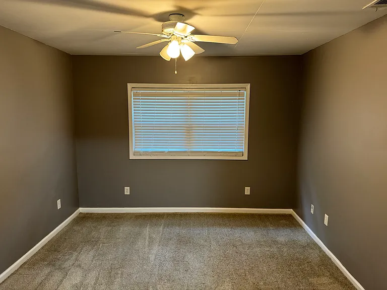 3609 Oakland Dr — Photo 10