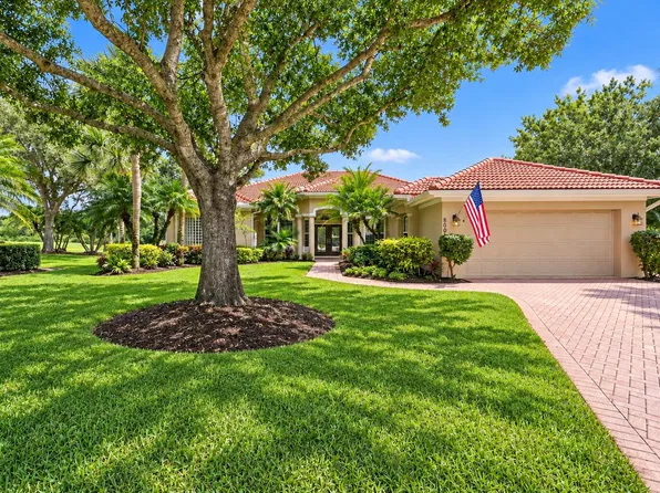 8008 Links Way, Port St Lucie, FL 34986