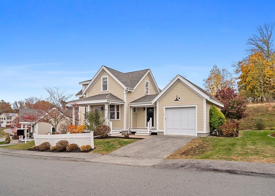1st image of 10 Follinsbee Ln #10