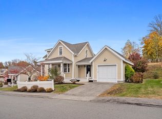 10 Follinsbee Ln #10, West Newbury, MA 01985