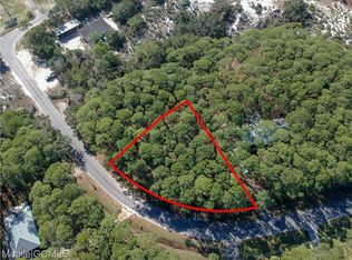 127 Orleans Dr, Dauphin Island, AL 36528