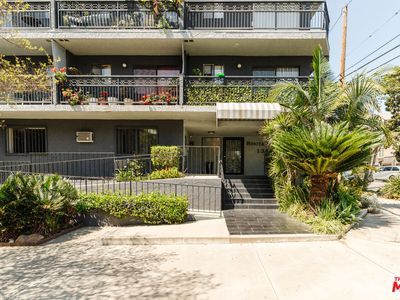 1355 N Sierra Bonita Ave APT 303, Los Angeles, CA, 90046