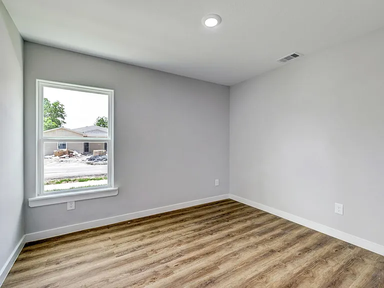 8215 Hanna St #B — Photo 6