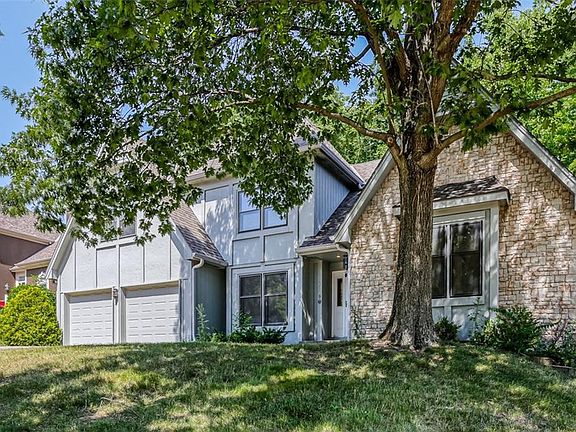 3rd image of 1729 NE 80th Pl