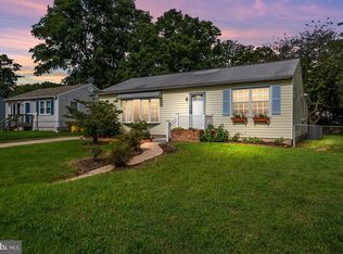 904 Langley Rd, Glen Burnie, MD 21060