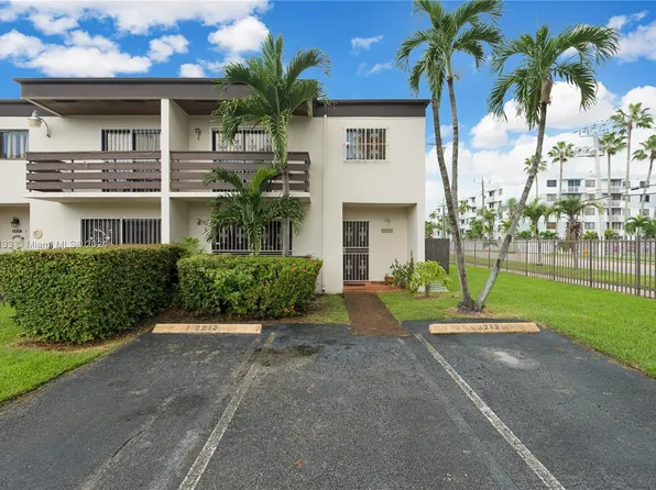 8212 NW 8th St #8212, Miami, FL 33126