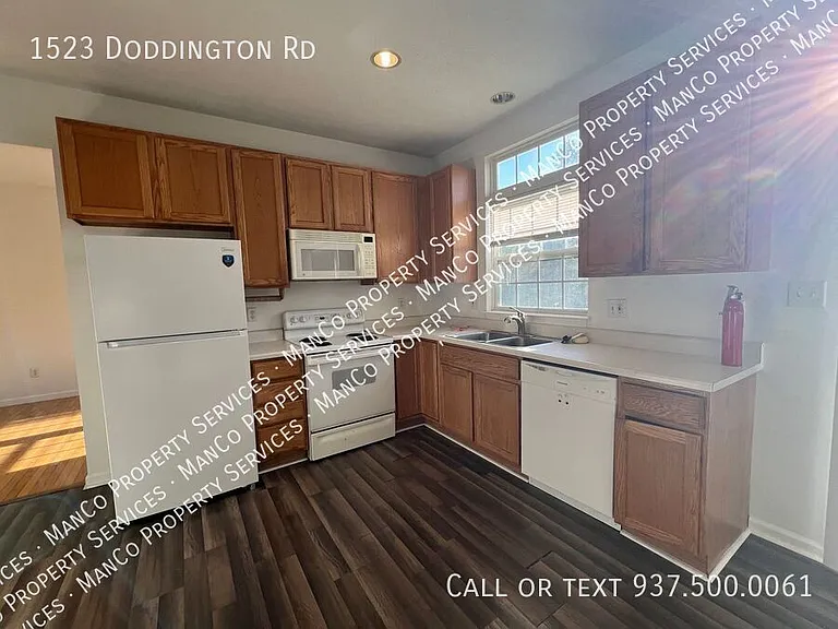 1523 Doddington Rd — Photo 8