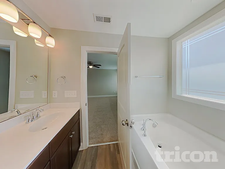 834 Lakemont Dr — Photo 10