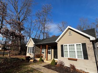 42 Derby Pl, Charles Town, WV 25414