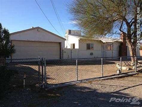 Front. Fully fenced yard