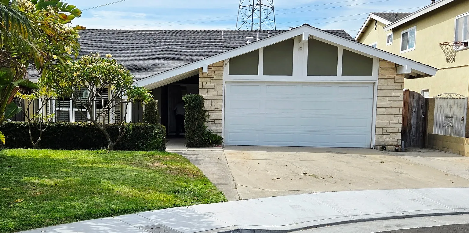 S Melissa Way, Anaheim — Photo 1