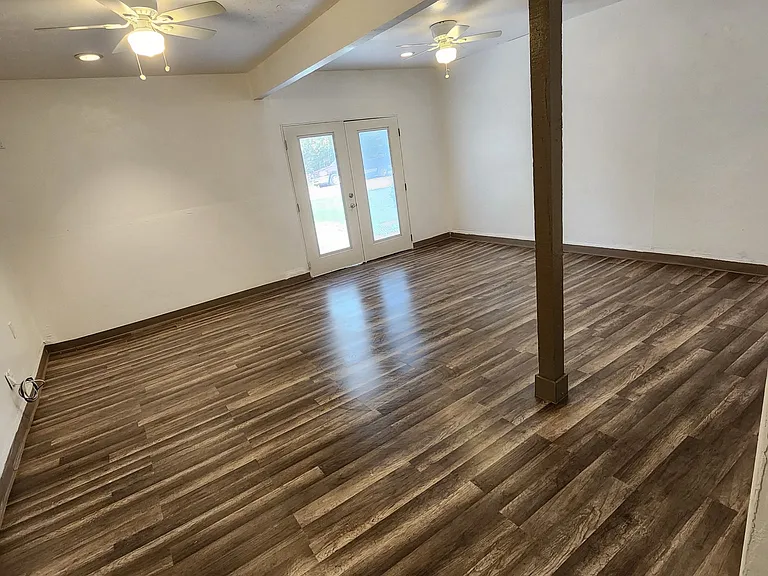 1107 Thurgood Cir — Photo 7