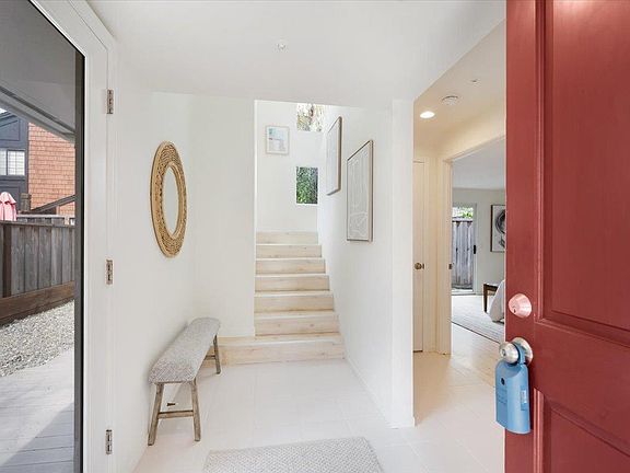 5th image of 114 Annie Ln