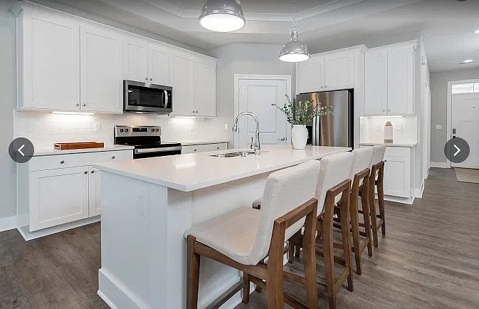 1 bed, 1.5 bath, $1,800 — Photo 2