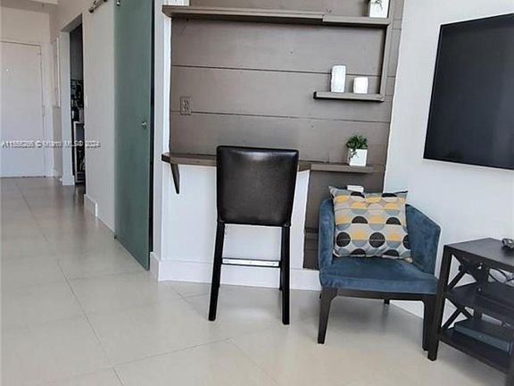 3rd image of 2829 Indian Creek Dr APT 1405