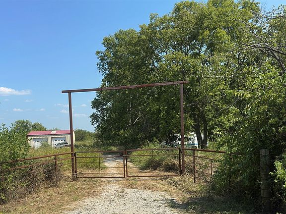 4th image of 5740 County Road 107