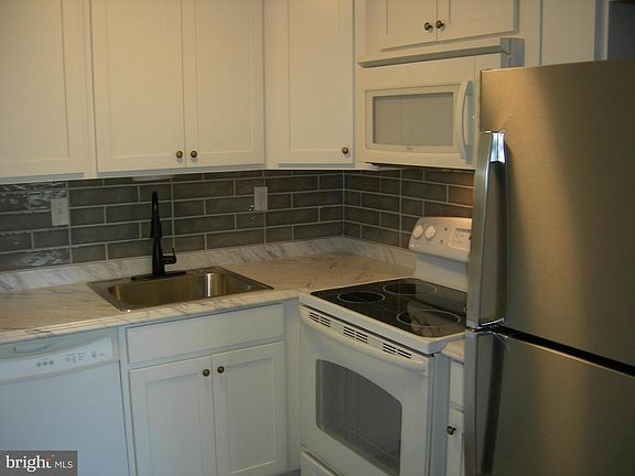 4th image of 501 N Providence Rd APT 407